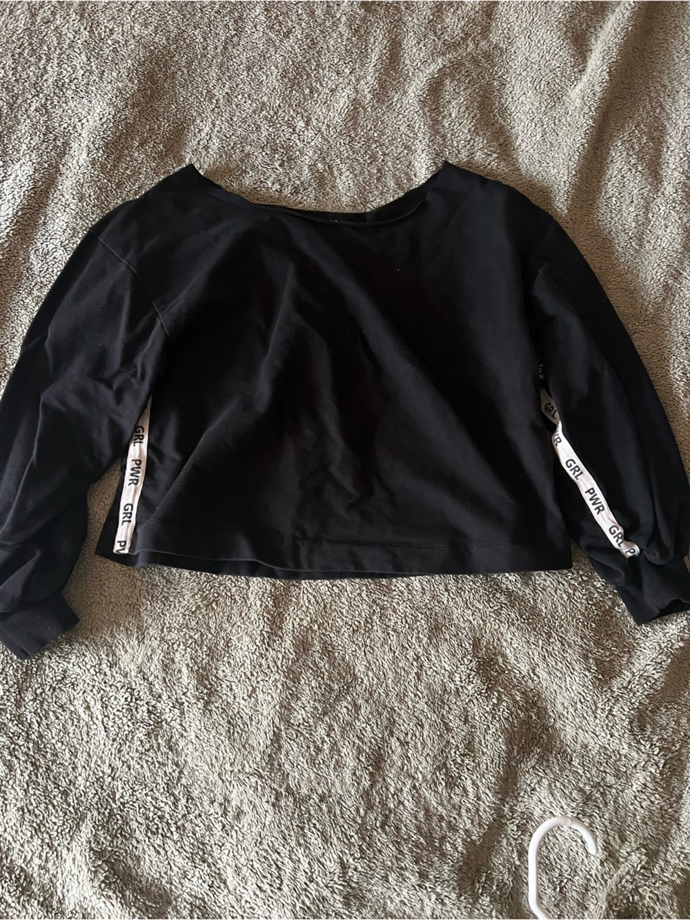 GRL PWR Marled x Olivia Culpo Off the Shoulder Boxy Sweatshirt - XS